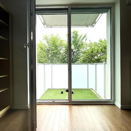 Dmowskiego 17f - Self Check-in 20h